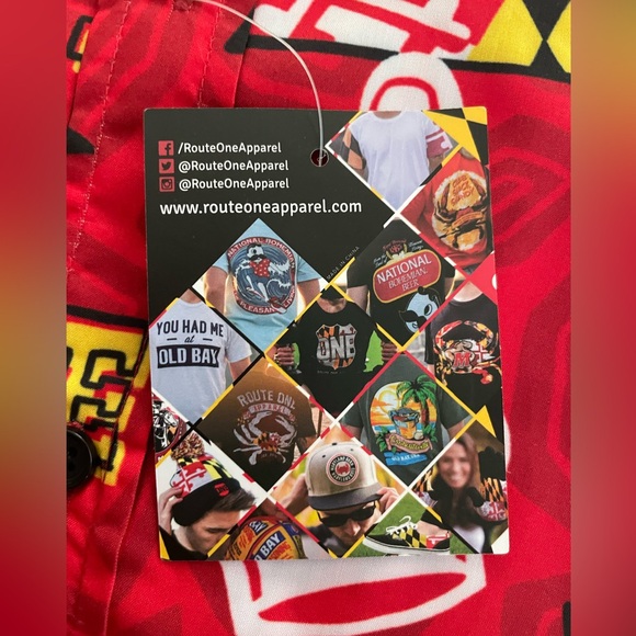 🆕 UMD Fan Pattern (Red) / Hawaiian Shirt XL - Picture 4 of 9